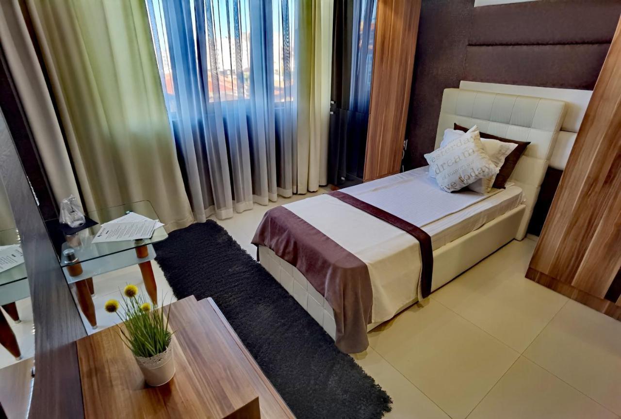 Hotel Acktion Sumen Kültér fotó