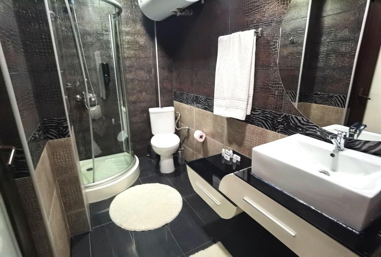 Hotel Acktion Sumen Kültér fotó