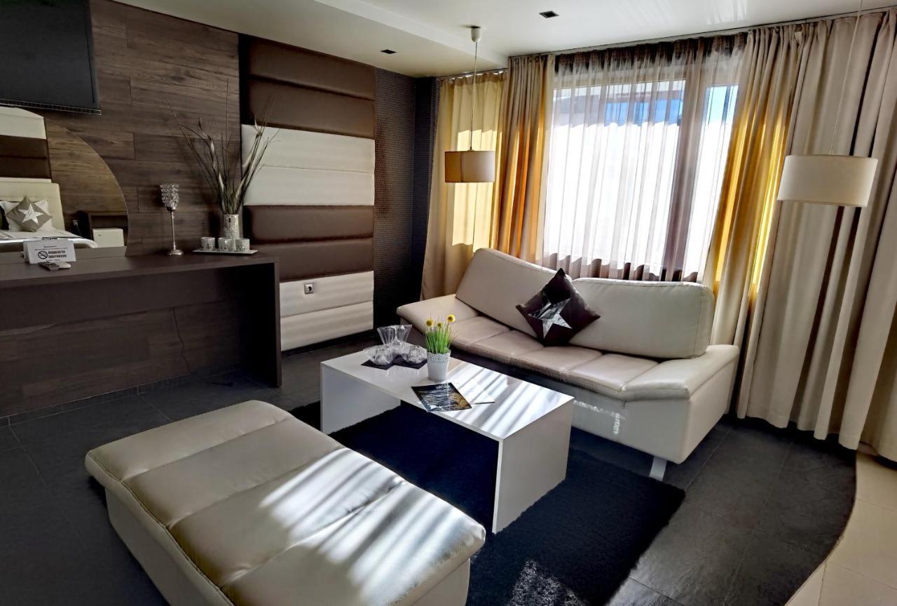 Hotel Acktion Sumen Kültér fotó