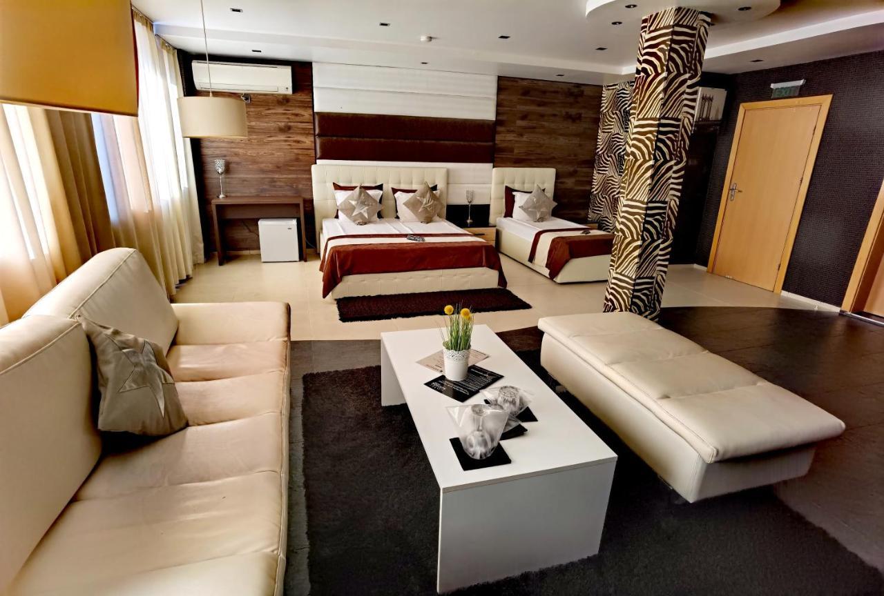 Hotel Acktion Sumen Kültér fotó