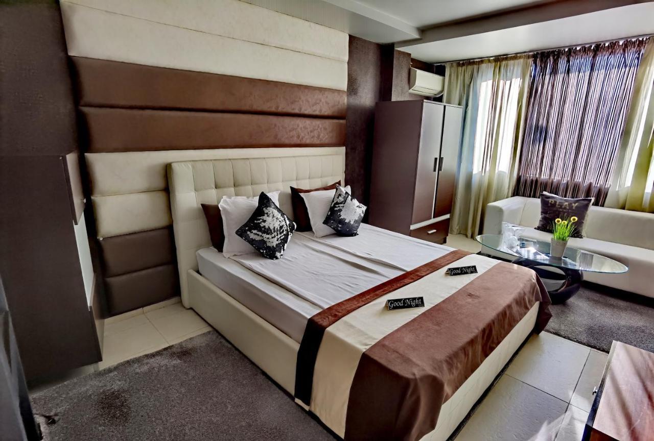Hotel Acktion Sumen Kültér fotó